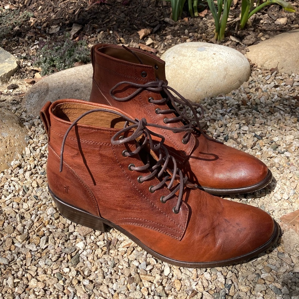 Frye CARSON boots W 9
